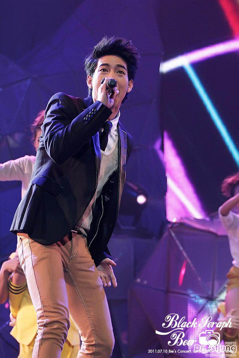 โตโน่ @ คอนเสิร์ตบี้  Love ไม่กลัว กลัวไม่ Love