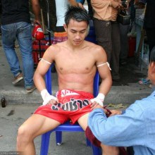 นักมวยครับ ดูผลงานการเตะของเค้าน๊าๆๆๆ อย่าไปดูที่หน้า อิอิ