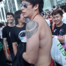 แทค หุ่นล่ำบึ้กน่าฟัดอย่างแรง