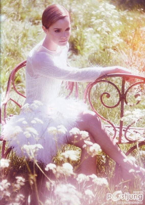 Emma Watson @ Harper’s Bazaar UK August 2011