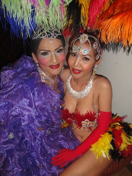 คาบาเรต์โชว์ ฝั่งธน