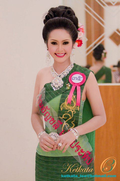 ฮุ่งเฮืองเมืองธรรม งามลำเทียนพรรษา ภูมิปัญญาชาวอุบล