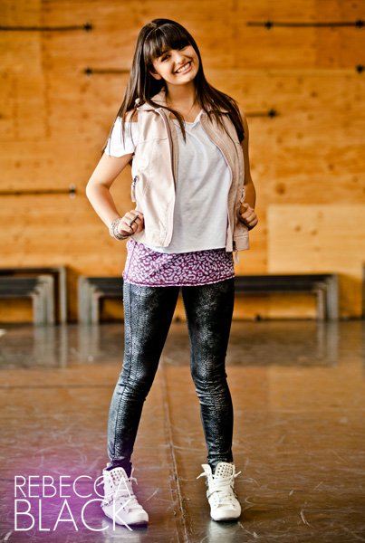 พี่ Rebeca Black กับ Youtube'Channel ใหม่ พร้อมวัน Premiere MV!! ^o^