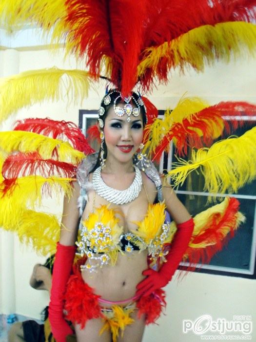 นางโชว์คาบาเรต์