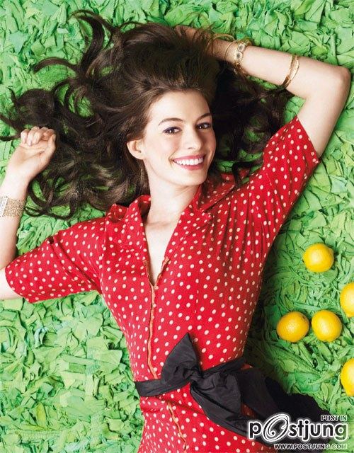 Anne Hathaway @ Lisa weekly 20-7-11