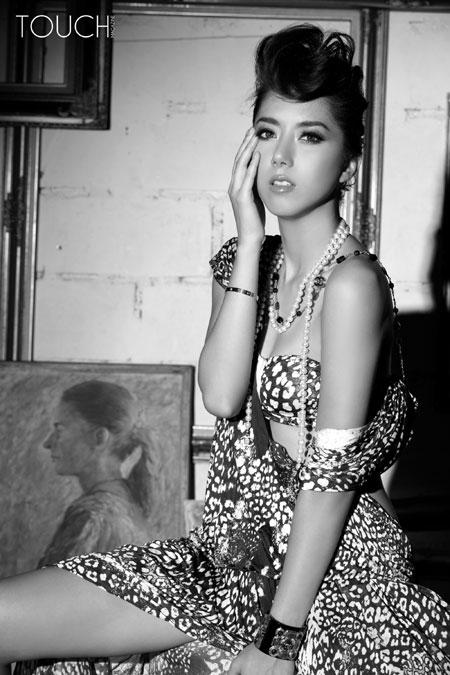 ไอซ์-อภิษฎา  @ TOUCH MAGAZINE vol. 1 no. 9 July 2011