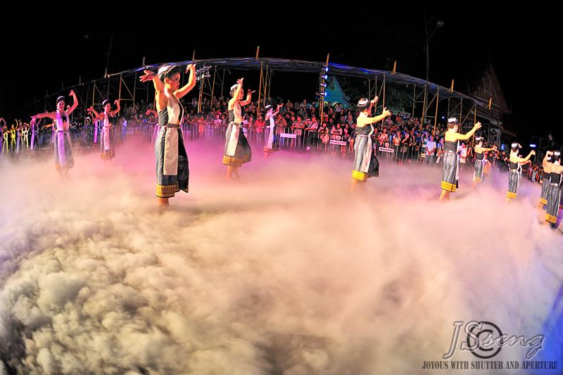 "ฮุ่งเฮืองเมืองธรรม งามล้ำเทียนพรรษา ภูมิปัญญาชาวอุบล" Ubon Ratchathani Candle Festival