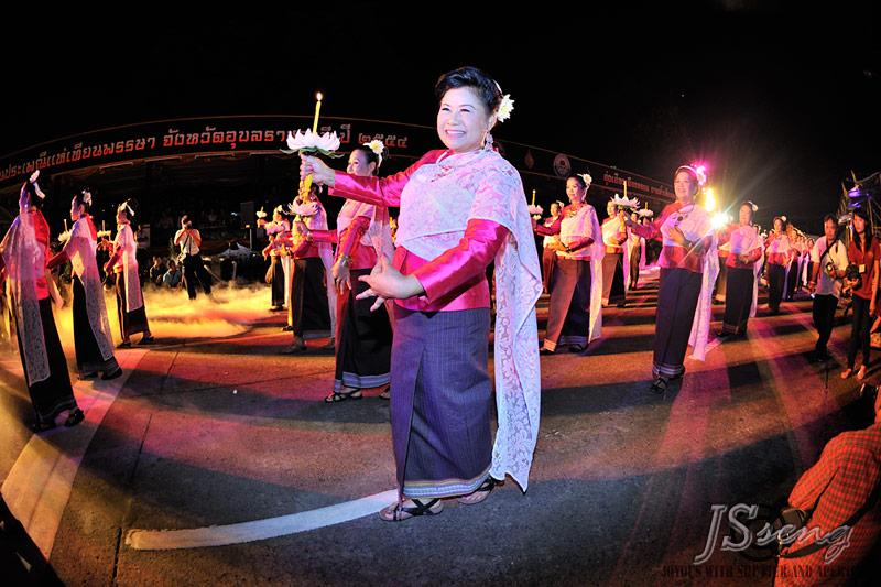 "ฮุ่งเฮืองเมืองธรรม งามล้ำเทียนพรรษา ภูมิปัญญาชาวอุบล" Ubon Ratchathani Candle Festival