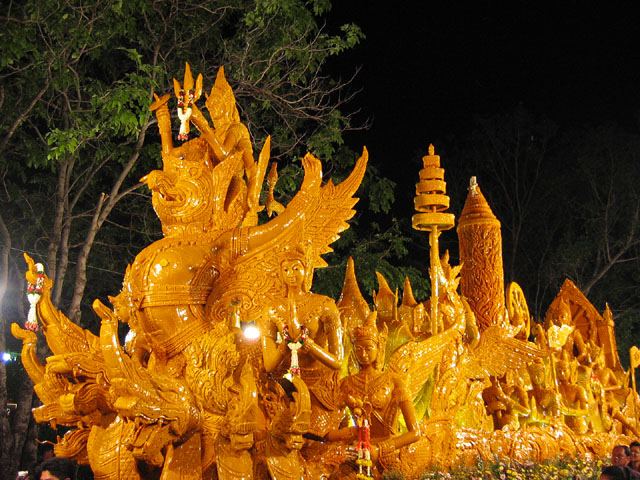 "ฮุ่งเฮืองเมืองธรรม งามล้ำเทียนพรรษา ภูมิปัญญาชาวอุบล" Ubon Ratchathani Candle Festival
