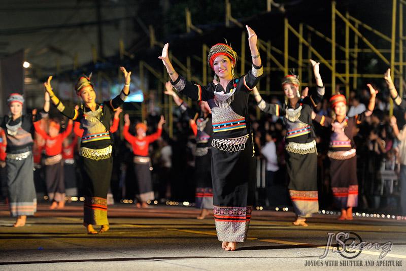 "ฮุ่งเฮืองเมืองธรรม งามล้ำเทียนพรรษา ภูมิปัญญาชาวอุบล" Ubon Ratchathani Candle Festival