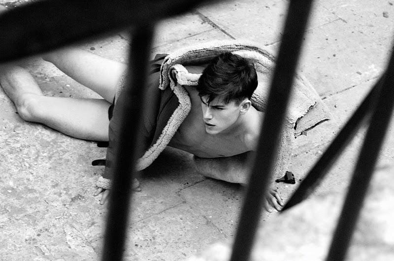 หนุ่มน้อย Jeremy Young