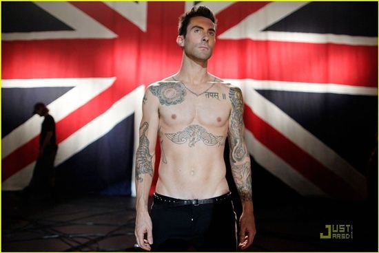 Moves Like Jagger feat. Christina + เพิ่มเบื้องหลัง MV