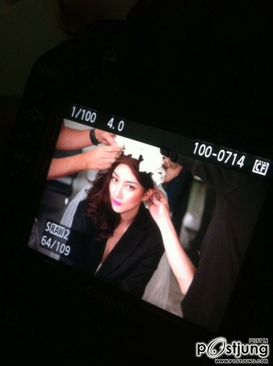 โป๊ป ธนวรรธน์ & แพนเค้ก @ HAMBURGER vol.9 no.157 July 2011