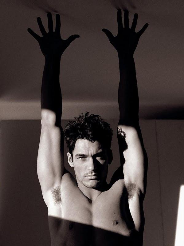 the Dolce&Gabbana 2008 calendar featuring David Gandy by Mariano Vivanco