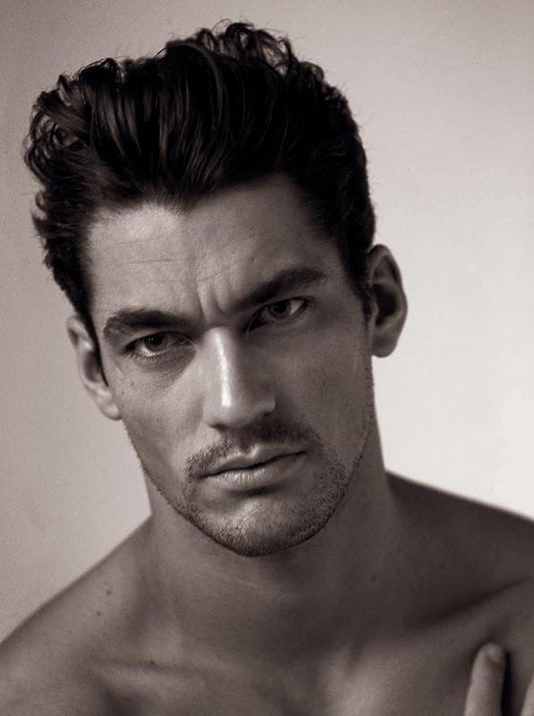 the Dolce&Gabbana 2008 calendar featuring David Gandy by Mariano Vivanco