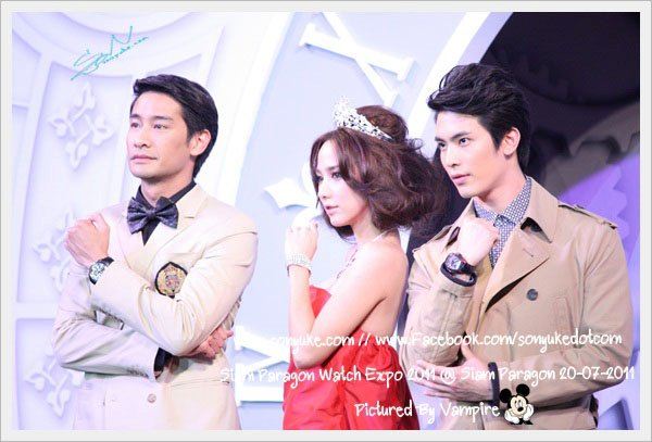 สน ยุกต์ งานSiam Paragon Watch Expo 2011