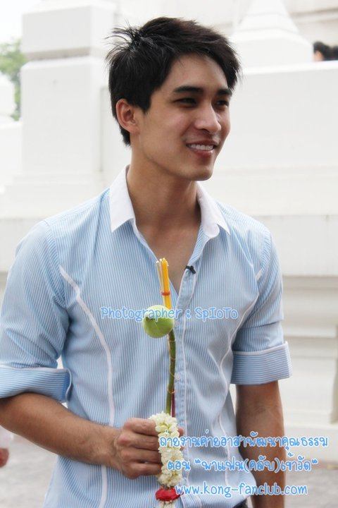 หมอก้อง-สรวิชญ์ & อเล็กซ์ งานค่ายอาสาพัฒนาคุณธรรม ณ.วัดพระศรีมหาธาตุวรวิหาร