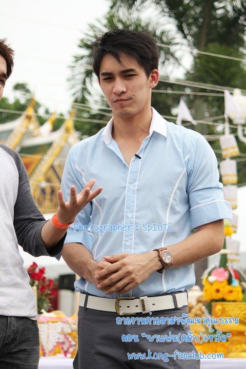 หมอก้อง-สรวิชญ์ & อเล็กซ์ งานค่ายอาสาพัฒนาคุณธรรม ณ.วัดพระศรีมหาธาตุวรวิหาร