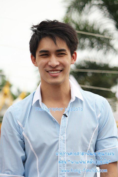 หมอก้อง-สรวิชญ์ & อเล็กซ์ งานค่ายอาสาพัฒนาคุณธรรม ณ.วัดพระศรีมหาธาตุวรวิหาร