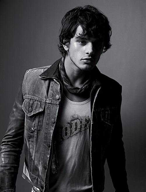 หนุ่มคาวบอยเซ็กซี่ๆ Marlon Teixeira