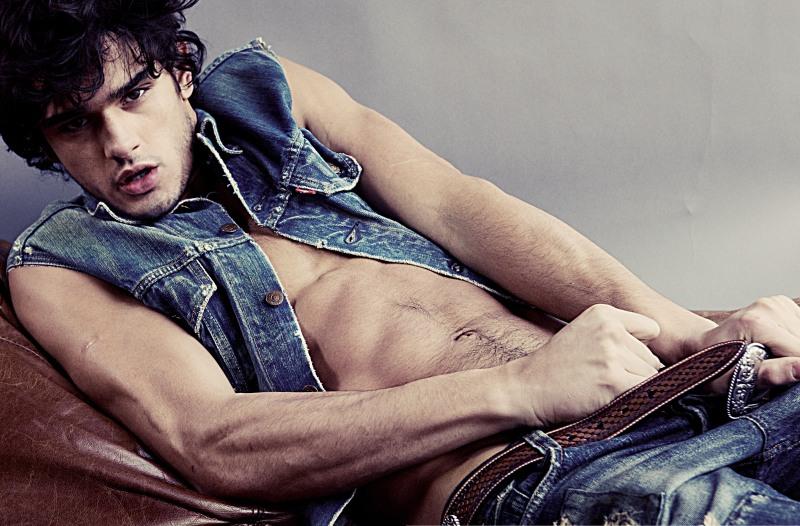 หนุ่มคาวบอยเซ็กซี่ๆ Marlon Teixeira