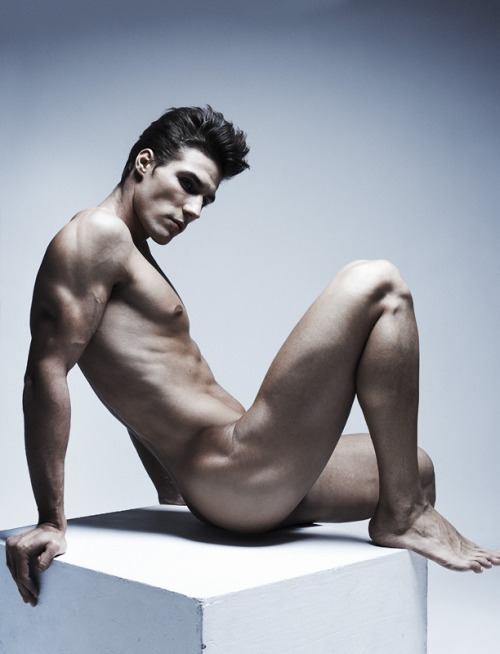 The Art of The Naked Male Body by Dmitry Zhuravlev