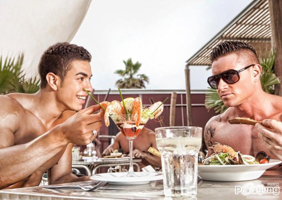 ES Collection celebrates  5th anniversary