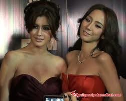 นางเอกค่ะ