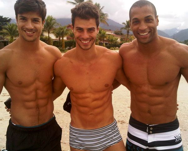 รวมนายแบบหนุ่มหล่อครับ