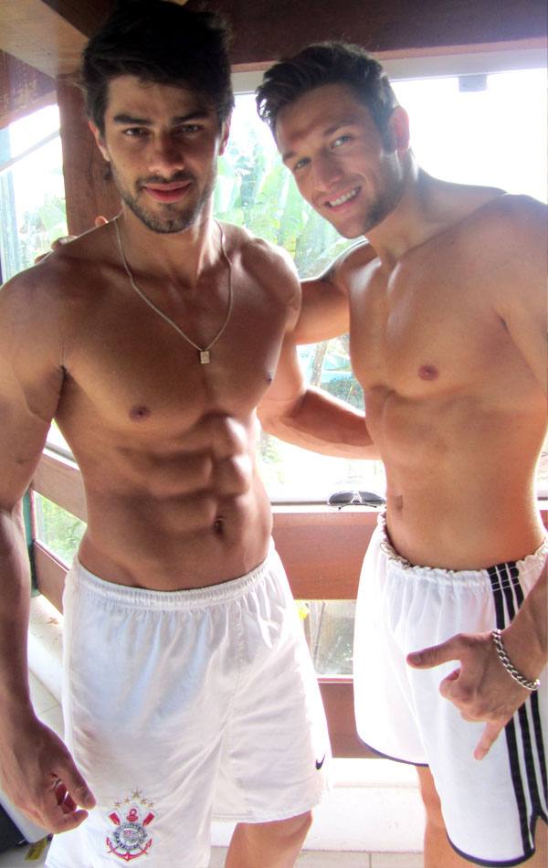 รวมนายแบบหนุ่มหล่อครับ