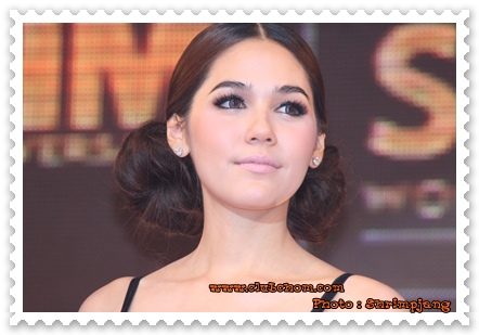 ชมพู่ อารยา สุดเซ็กซี่ในงาน FHM