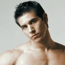 Alan Valdez กับการถ่ายแบบ กกน