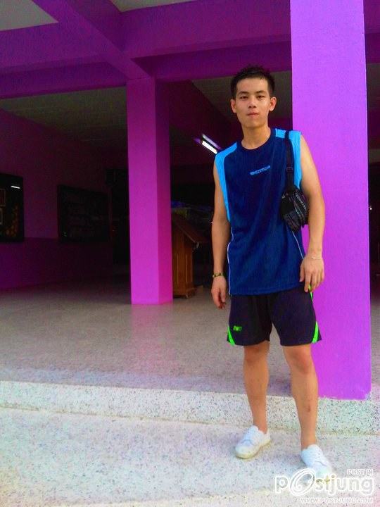 เอิร์ธ ธวัช พรรัตนประเสริฐ