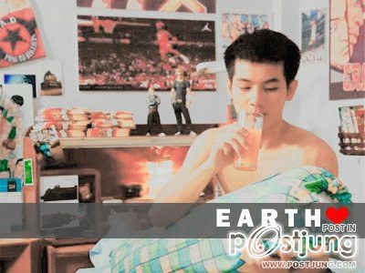 เอิร์ธ ธวัช พรรัตนประเสริฐ