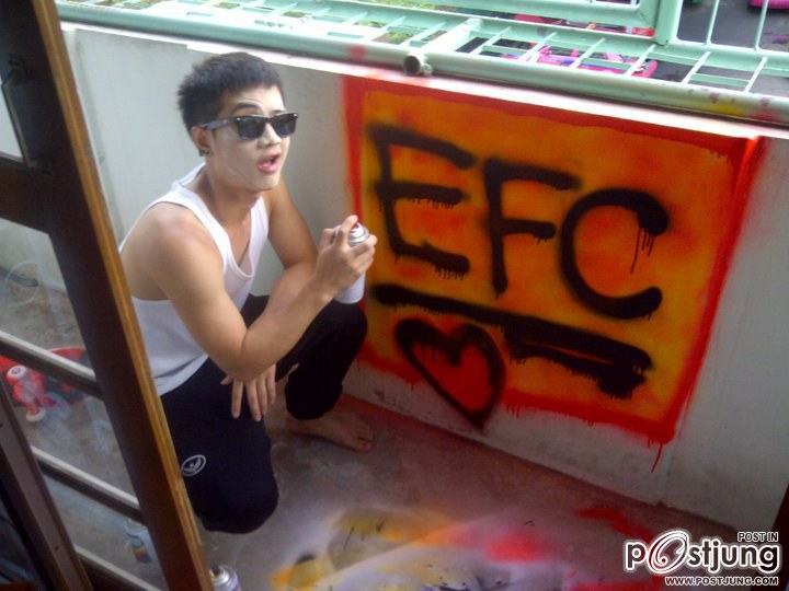 เอิร์ธ ธวัช พรรัตนประเสริฐ