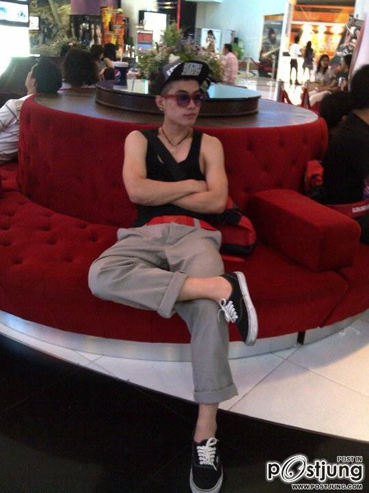 เอิร์ธ ธวัช พรรัตนประเสริฐ