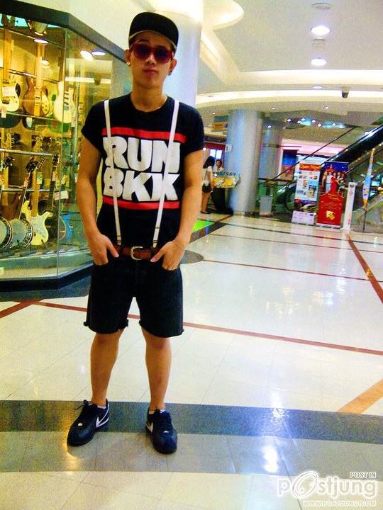 เอิร์ธ ธวัช พรรัตนประเสริฐ