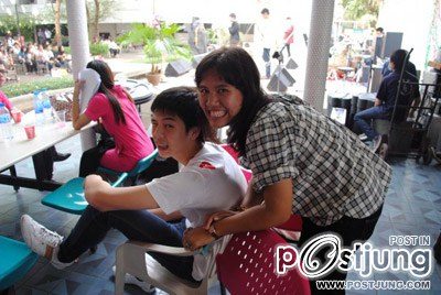 เอิร์ธ ธวัช พรรัตนประเสริฐ