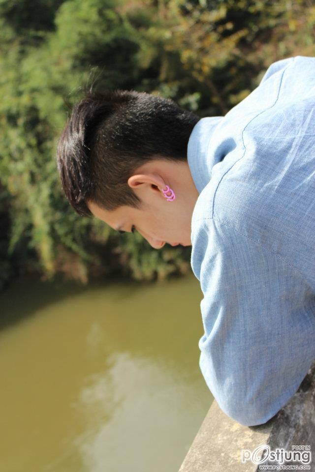 เอิร์ธ ธวัช พรรัตนประเสริฐ