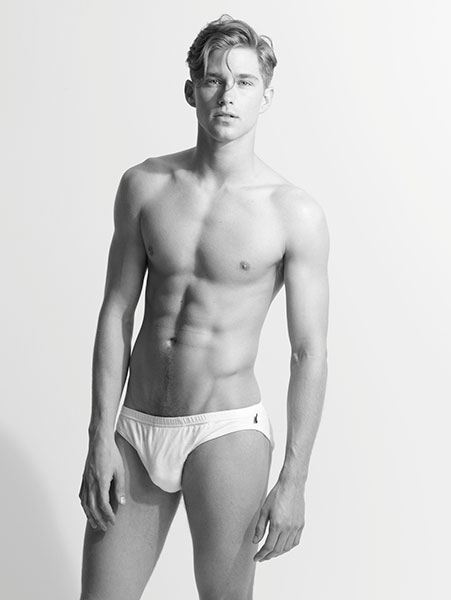 นายแบบ 001