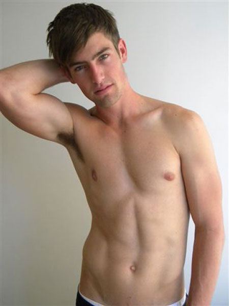 นายแบบ 001