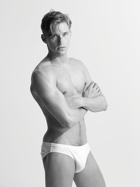 นายแบบ 001