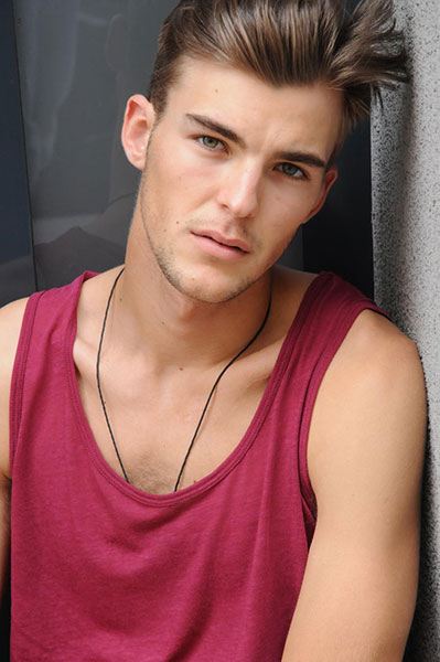 นายแบบ 001