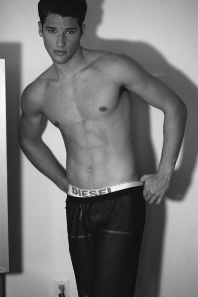 นายแบบ 001