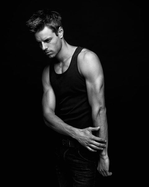 นายแบบ 002