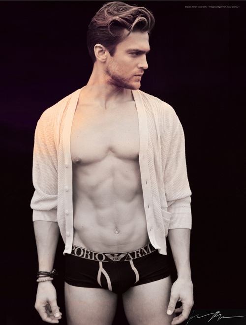 นายแบบ 002