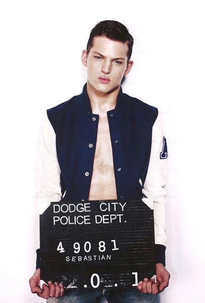 นายแบบ 002