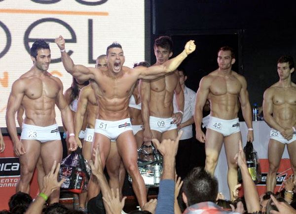 นายแบบ 005