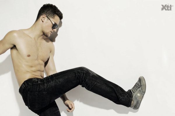 นายแบบ 005