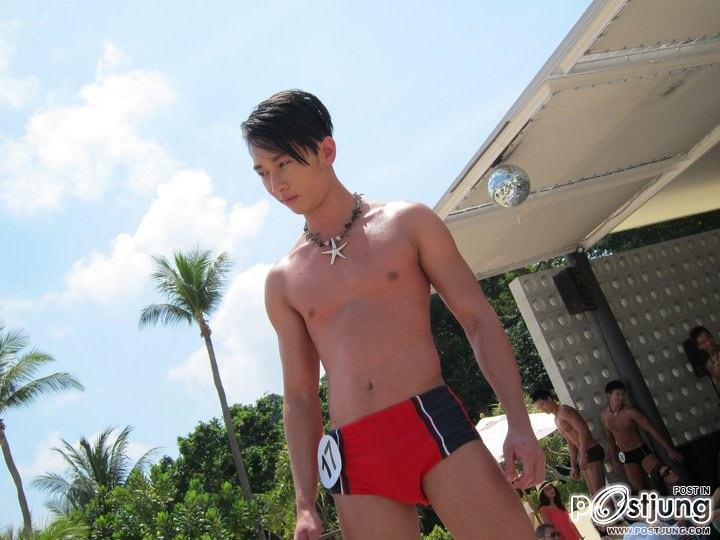 Manhunt Singapore 2011 [Swimwear Competition]